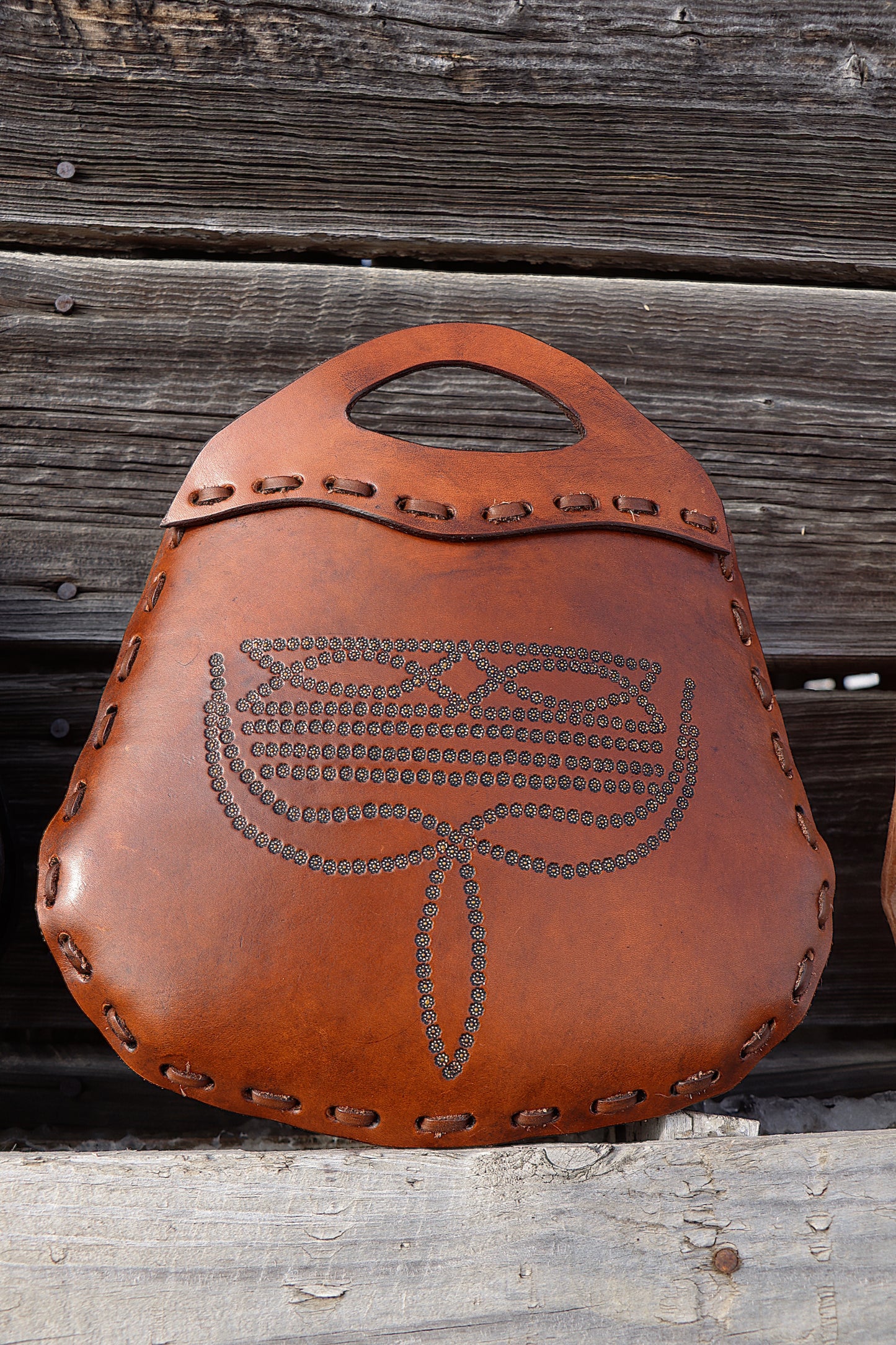 The Western Woodstock Handbag (BROWN)